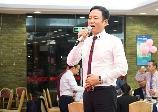 不負(fù)韶華，砥礪奮進(jìn)，共筑青春夢，活力常青樹